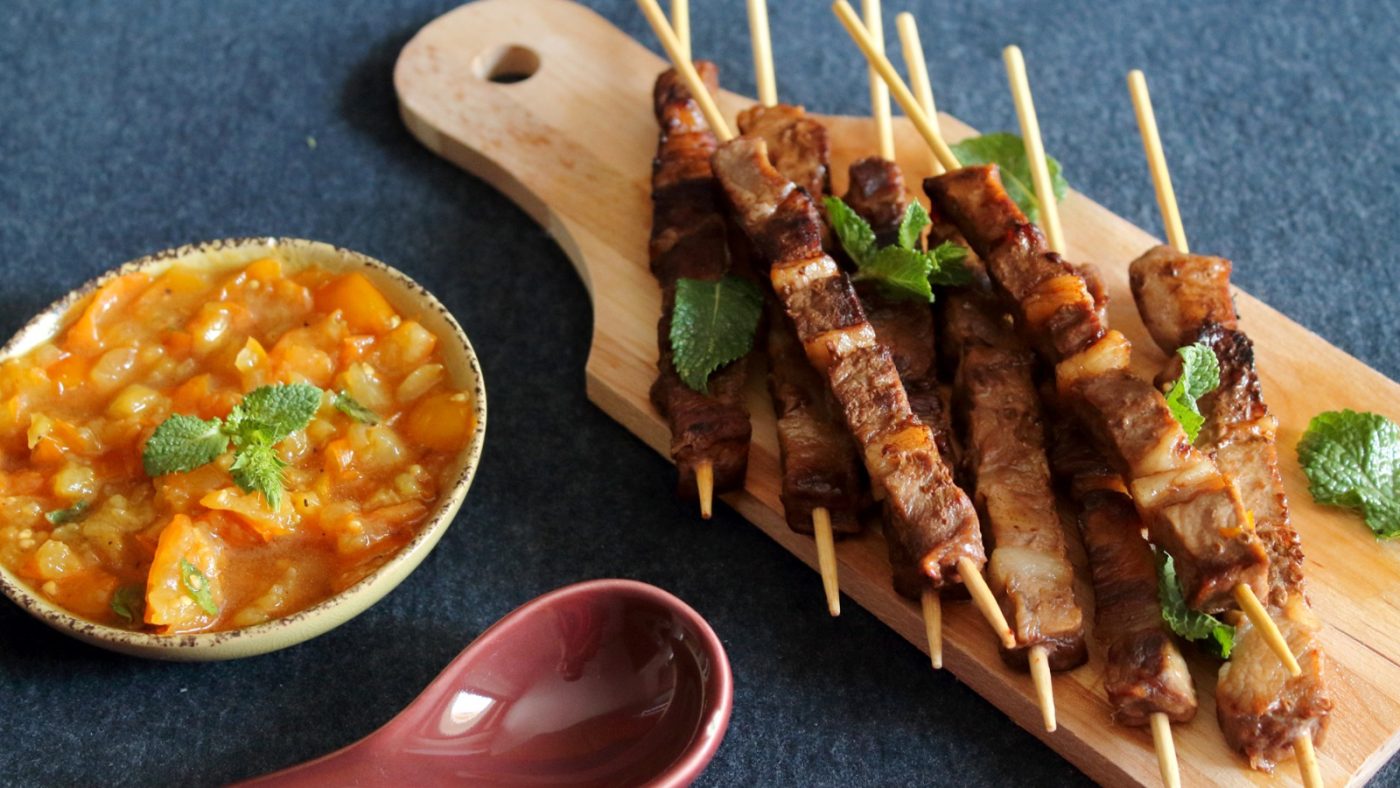 Ricetta Spiedì - Arrosticini di Black-Angus con pomodorini gialli arrostiti e menta