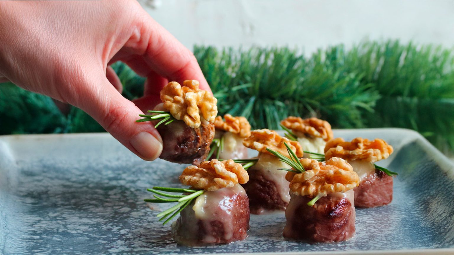 SpiedìBurger agrodolci e SpiedìPops con gorgonzola e noci | Ricetta Spiedì